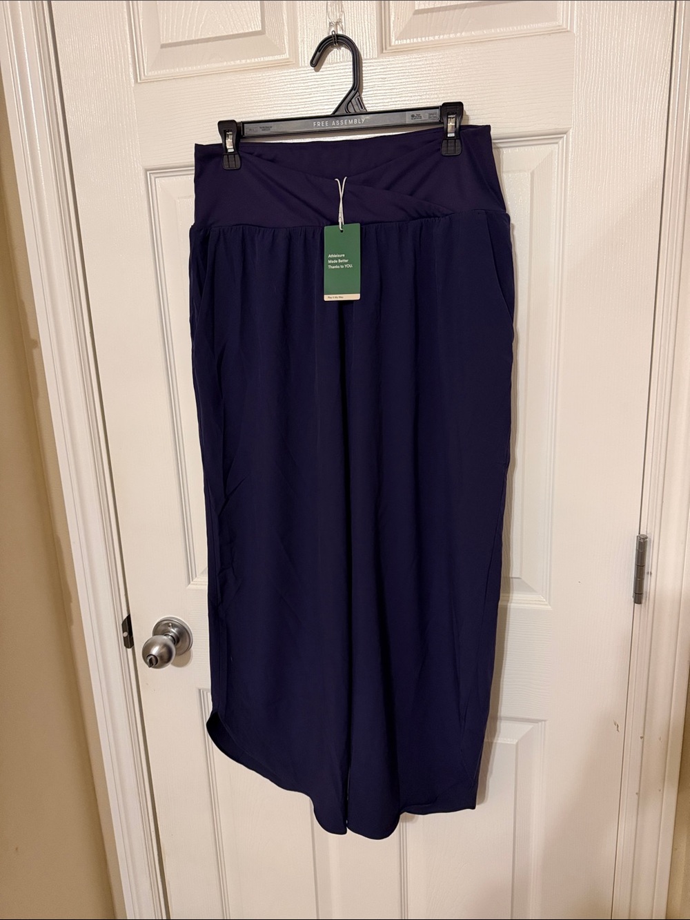 HALARA Breezeful Resort Pants with Criss Cross Waist NWT